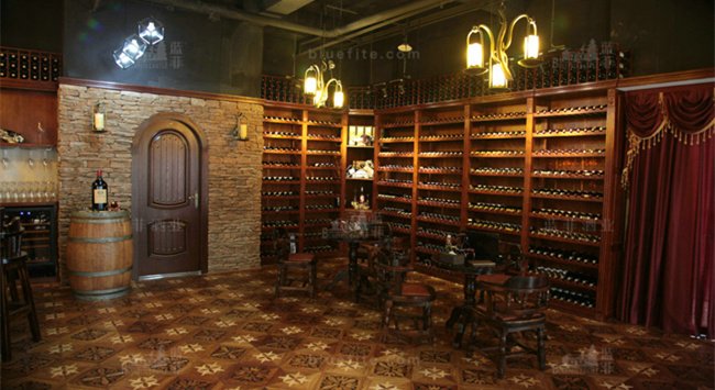 加盟紅酒專賣店怎么賺錢(qián)